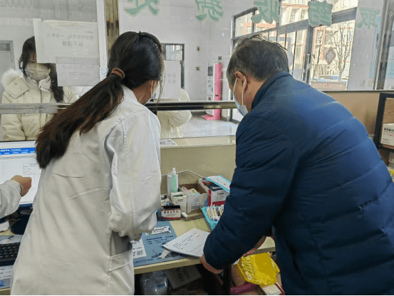 郑州市郑东新区豫兴路办事处：筑牢群众健康防线 保障群众就医安全