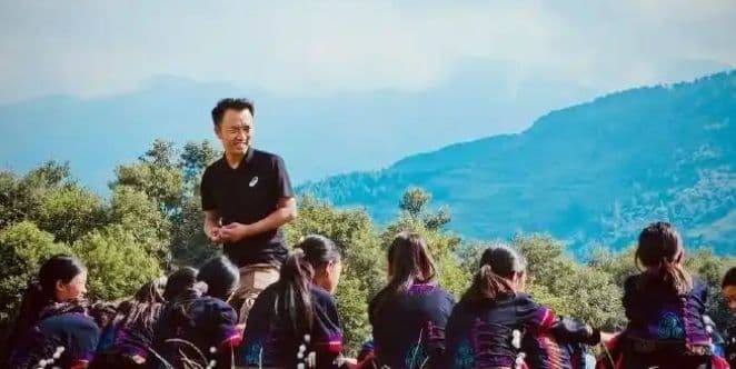 让善意被“看见”：数字时代公益如何从感动化为行动