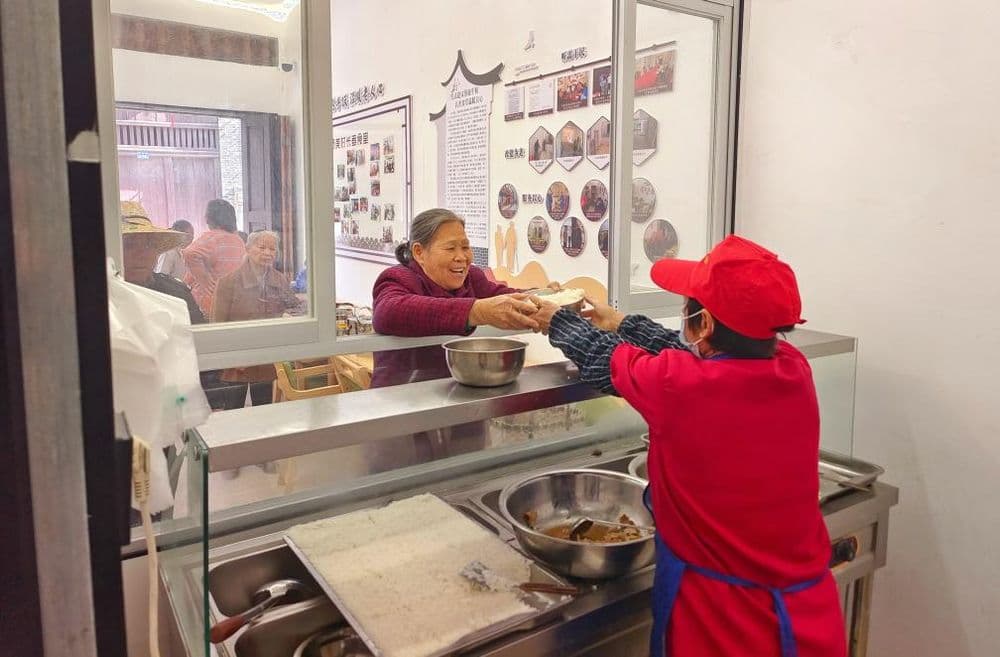 广西南宁：扬美古镇的烟火气