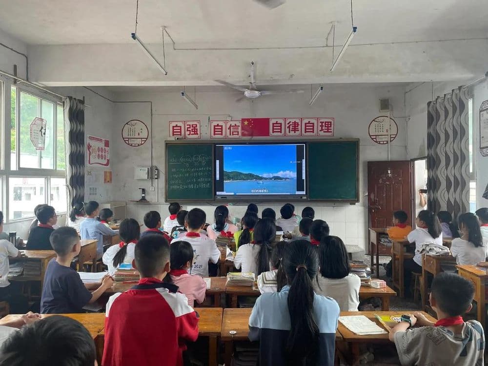 如何为乡村儿童编织金色暑期——多方协同织密暑期守护网