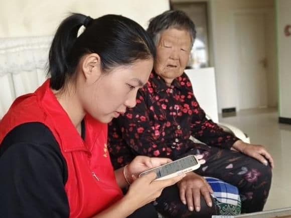 内蒙古准格尔旗：蓝天街道白云社区全旗老年人代缴医保